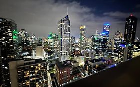Adek Apartments Cbd -Free Parking, Pool, Gym & Sauna